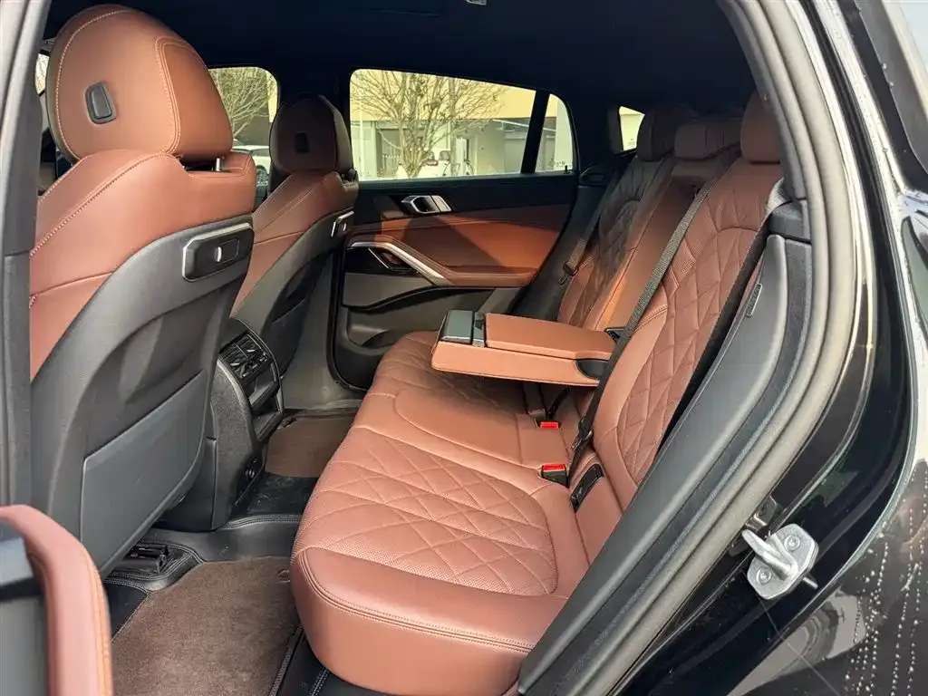 BMW X6 2025 из CN, фото 7