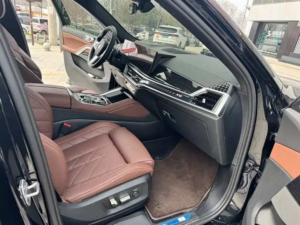 BMW X6 2025 из CN, фото 5