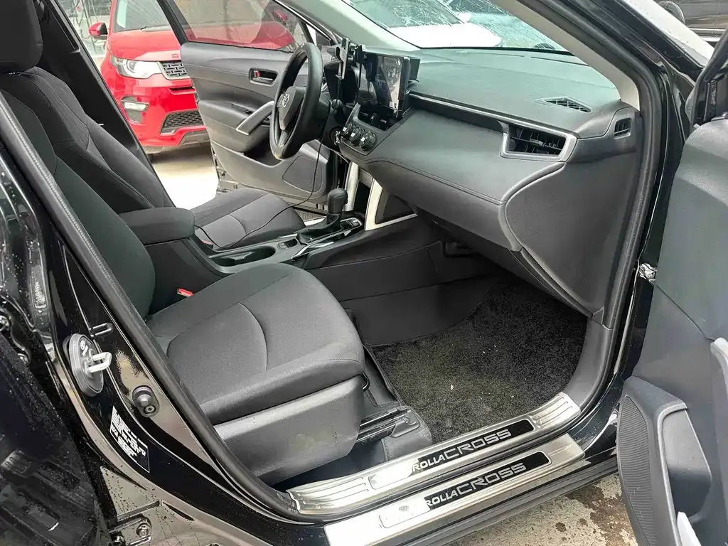 Toyota Corolla Cross 2025 из CN, фото 9