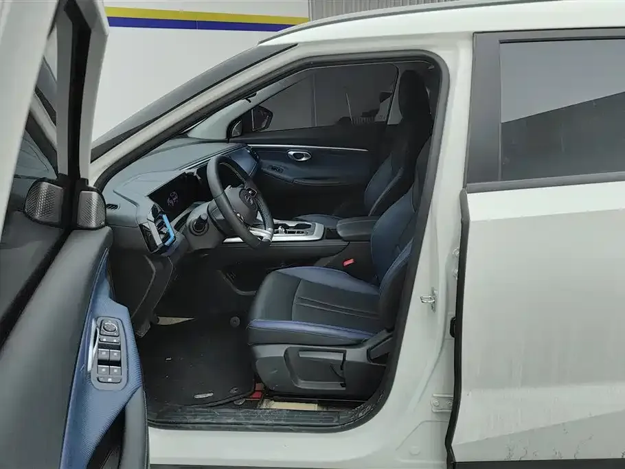 GAC Motor Trumpchi GS3 2025 из CN, фото 6