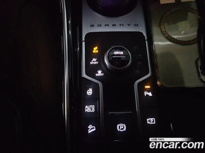 Kia Sorento — фото 7