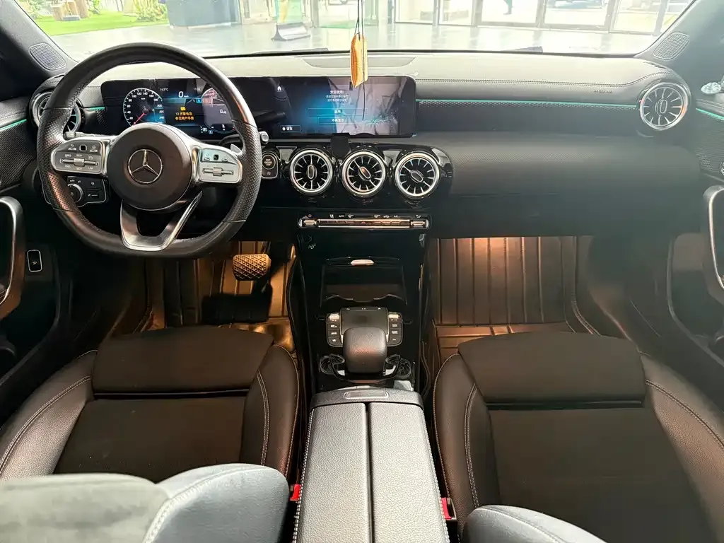 Mercedes-Benz A-Class — фото 10