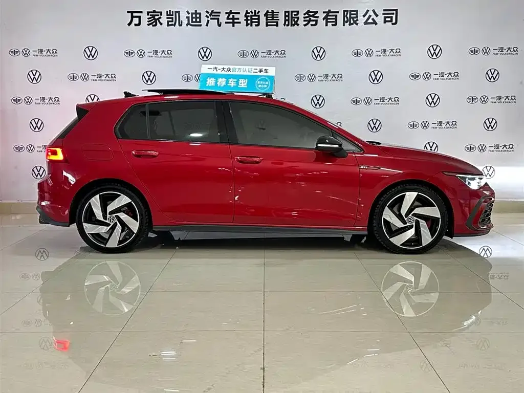 Volkswagen Golf GTI — фото 5