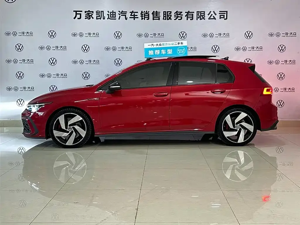 Volkswagen Golf GTI — фото 7