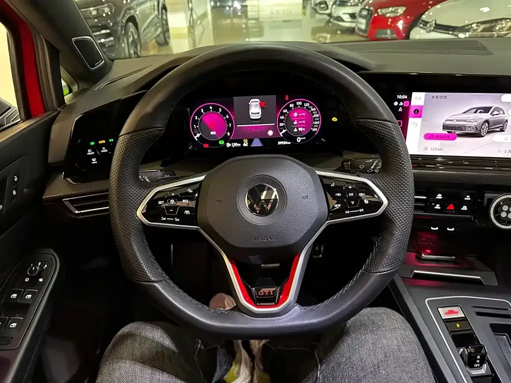 Volkswagen Golf GTI — фото 8