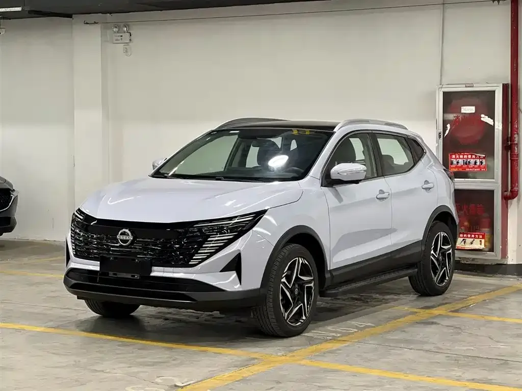 Nissan Qashqai — фото 1