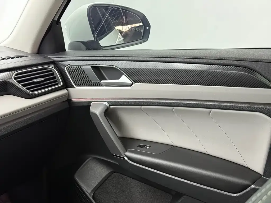 Volkswagen Tayron 2023 из CN, фото 8