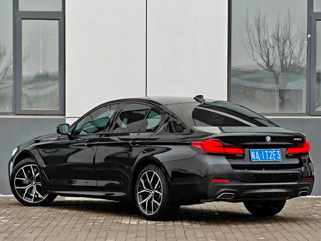 BMW 5 Series (Import) — фото 10