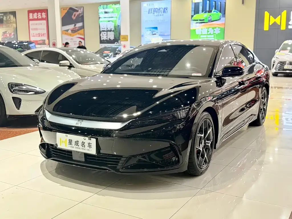 BYD Han — фото 1
