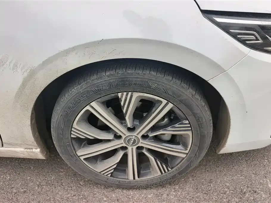 Nissan Sylphy — фото 4
