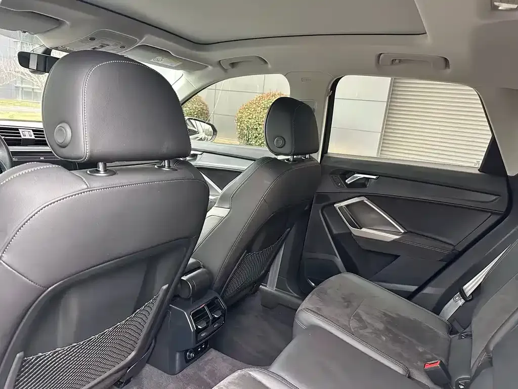 Audi Q3 2022 из CN, фото 3