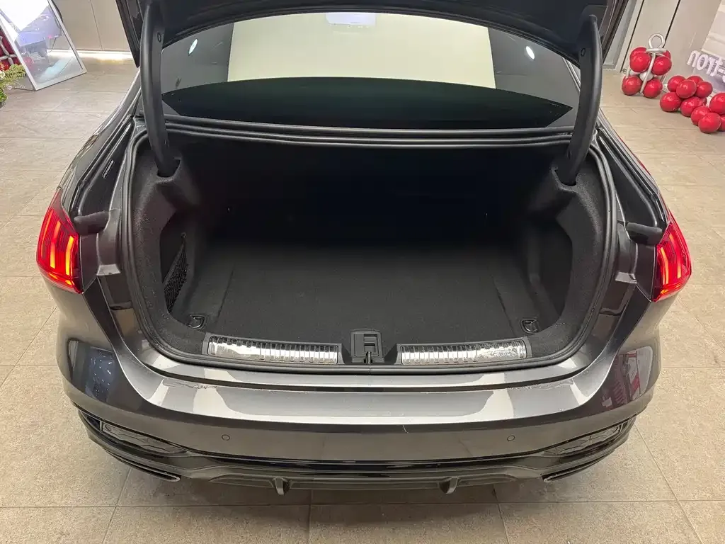 Audi A5L 2025 из CN, фото 9
