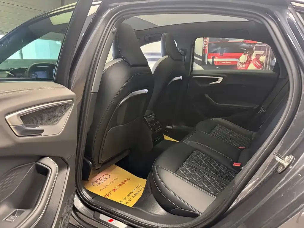 Audi A5L 2025 из CN, фото 4