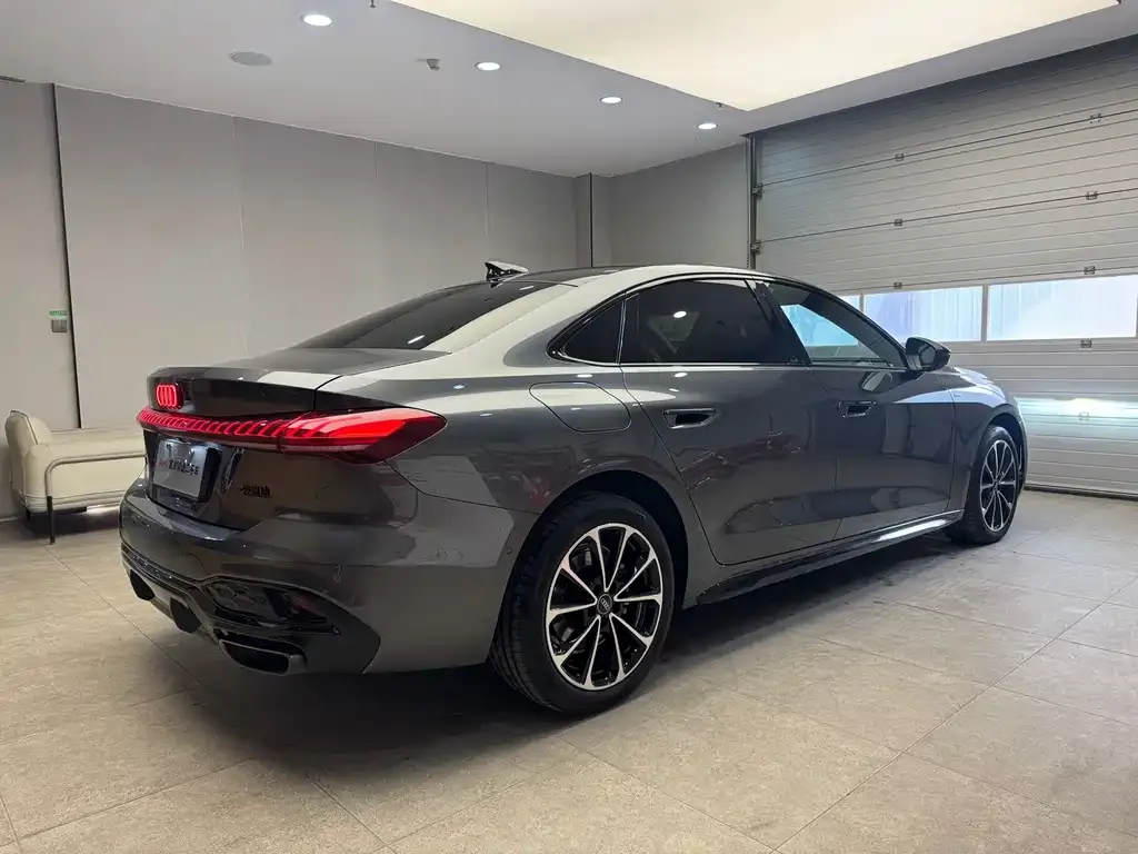 Audi A5L 2025 из CN, фото 5