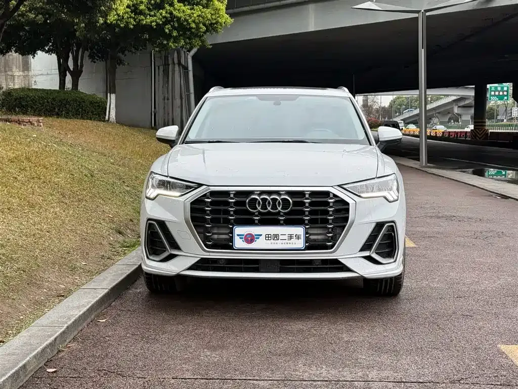 Audi Q3 — фото 2