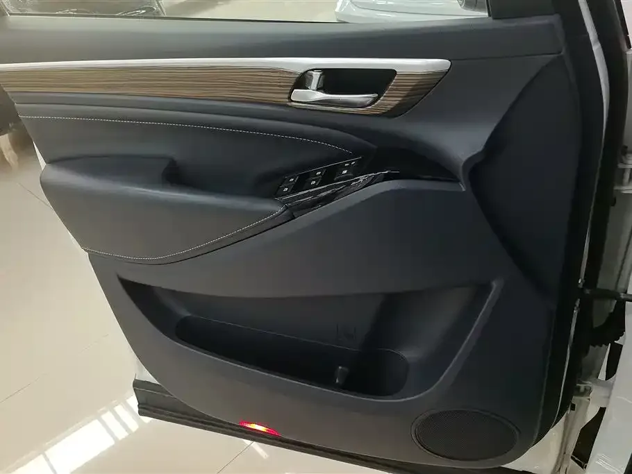 GAC Motor Trumpchi M8 — фото 7