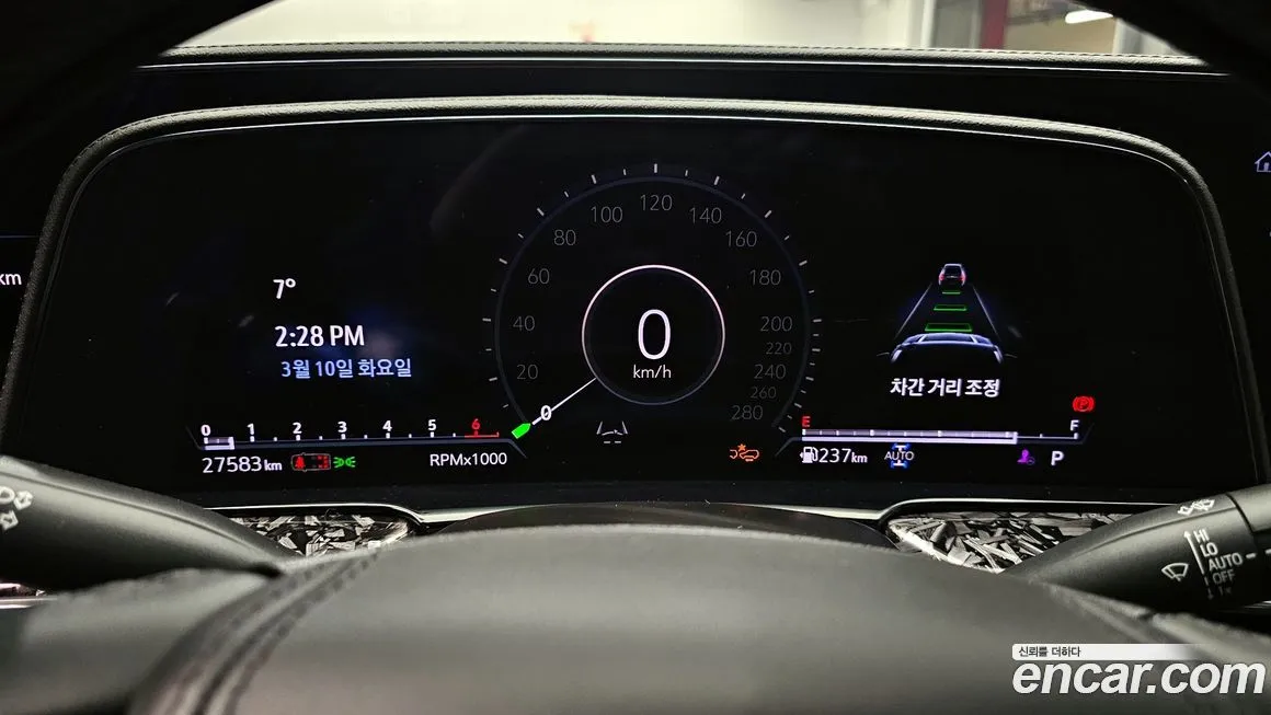 Cadillac Escalade 2022 из KR, фото 10