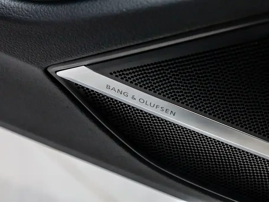 Audi A8 2024 из CN, фото 7