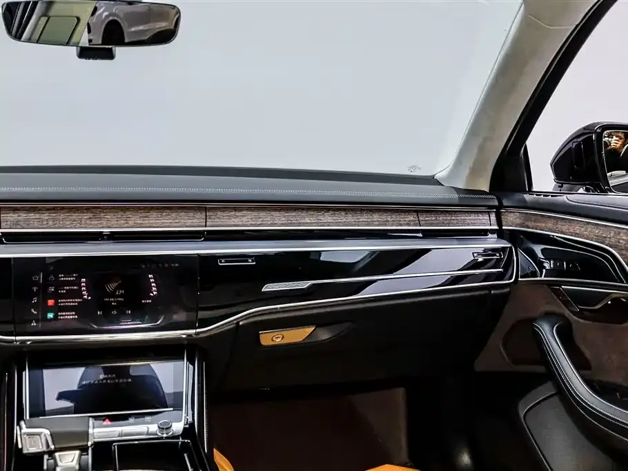 Audi A8 2024 из CN, фото 6