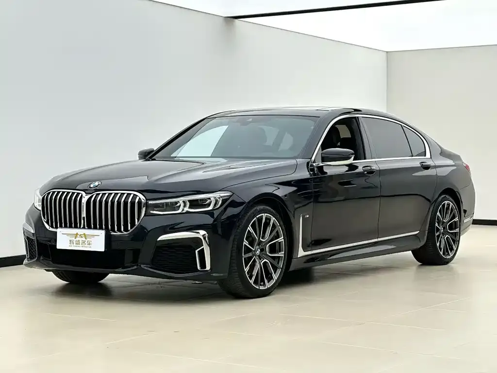 BMW 7 Series — фото 1