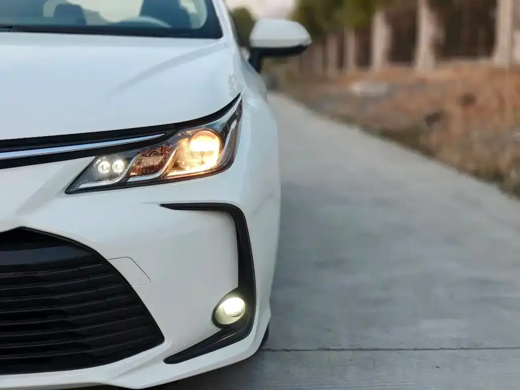 Toyota Corolla 2022 из CN, фото 7