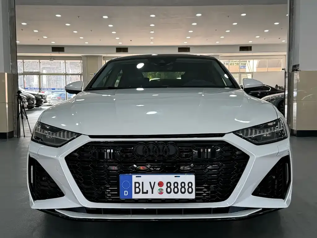 Audi A7L 2023 из CN, фото 9