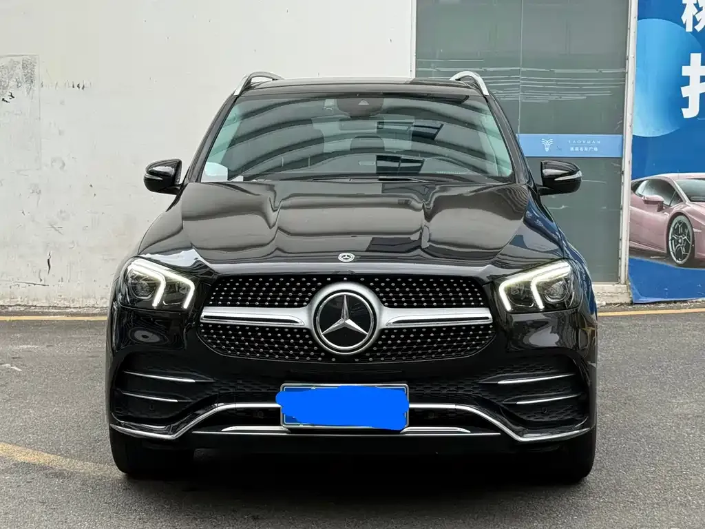 Mercedes-Benz GLE — фото 1