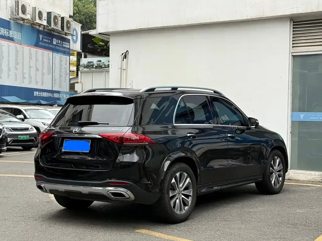 Mercedes-Benz GLE — фото 8