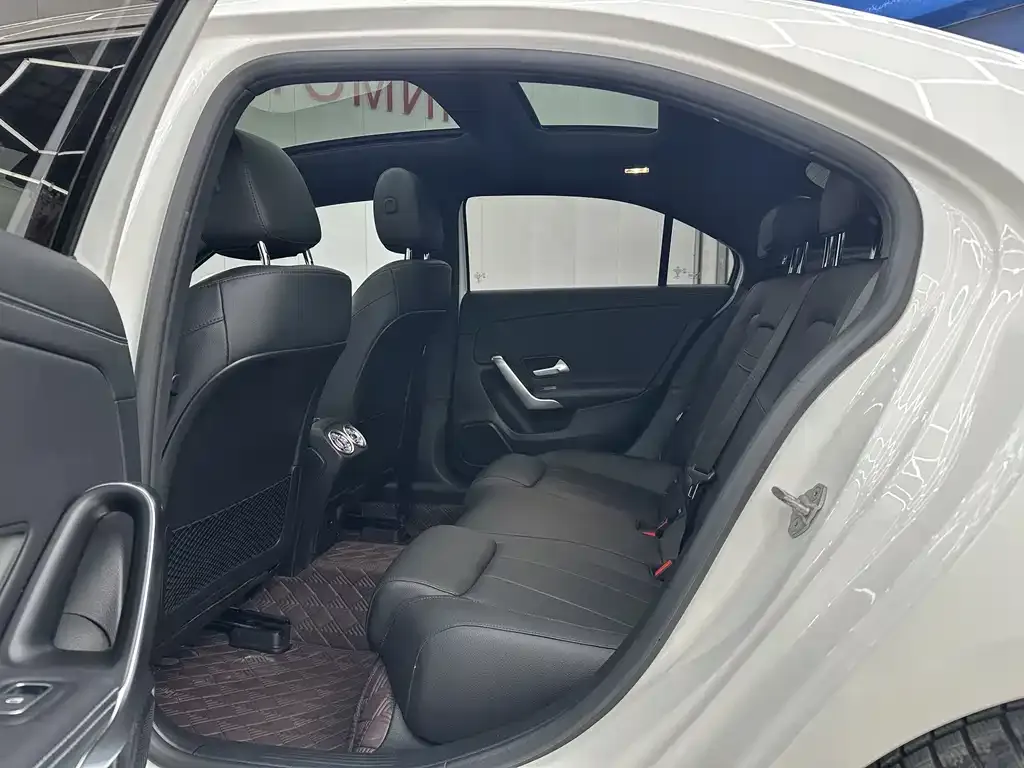 Mercedes-Benz A-Class 2022 из CN, фото 2