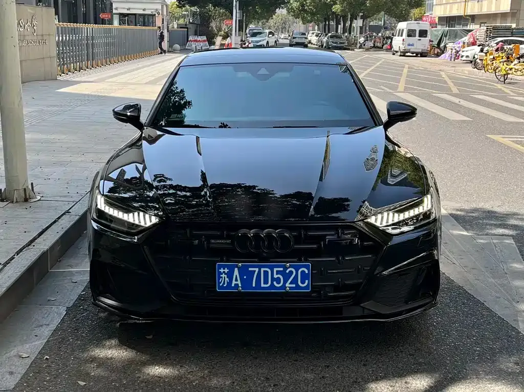 Audi A7L 2023 из CN, фото 8