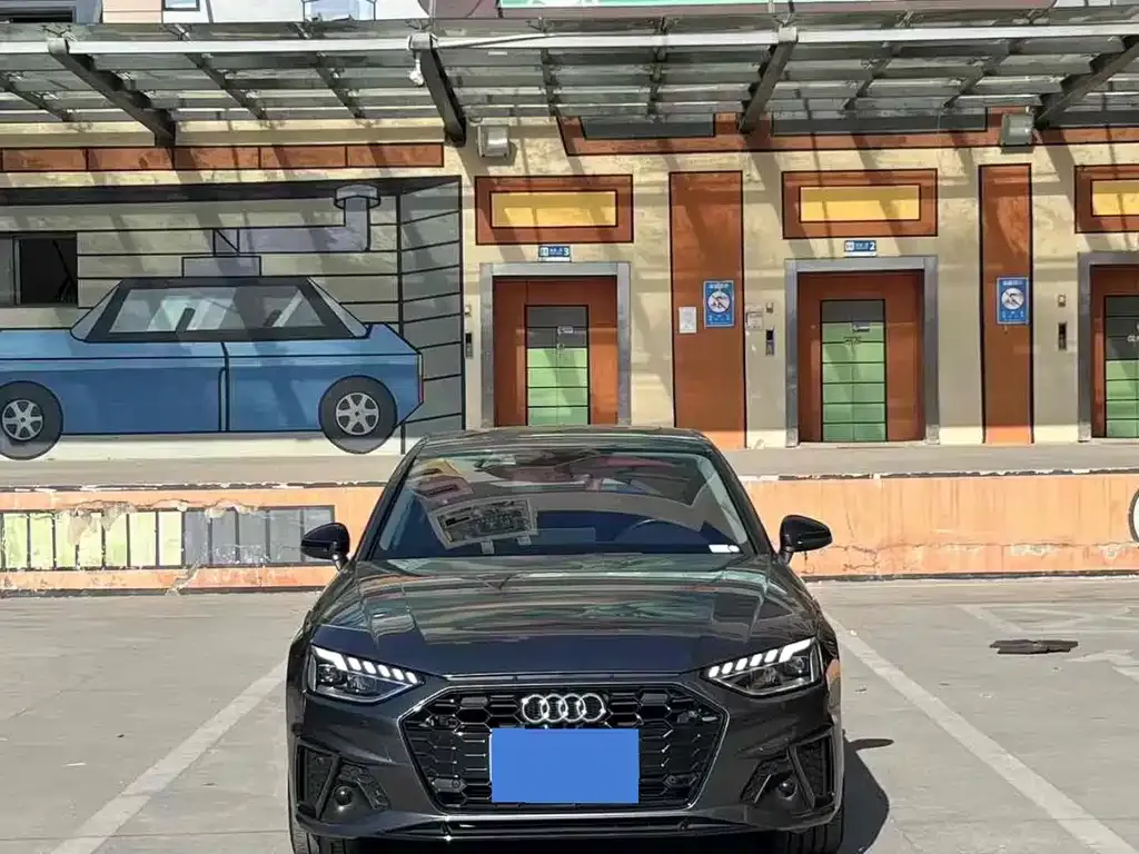 Audi A4L 2022 из CN, фото 5