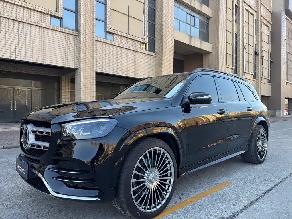 Mercedes-Benz GLS — фото 1