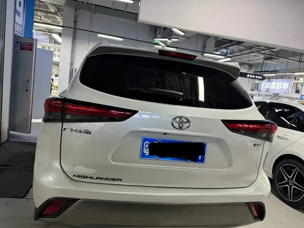 Toyota Highlander 2025 из CN, фото 9