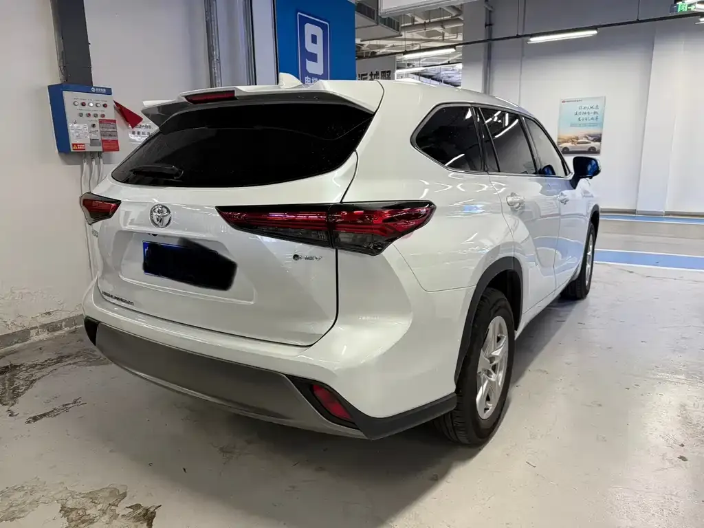 Toyota Highlander 2025 из CN, фото 6