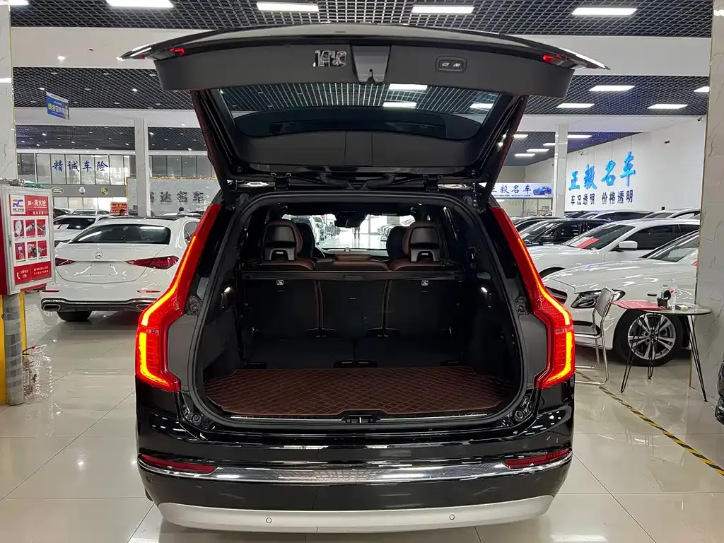Volvo XC90 PHEV 2022 из CN, фото 5