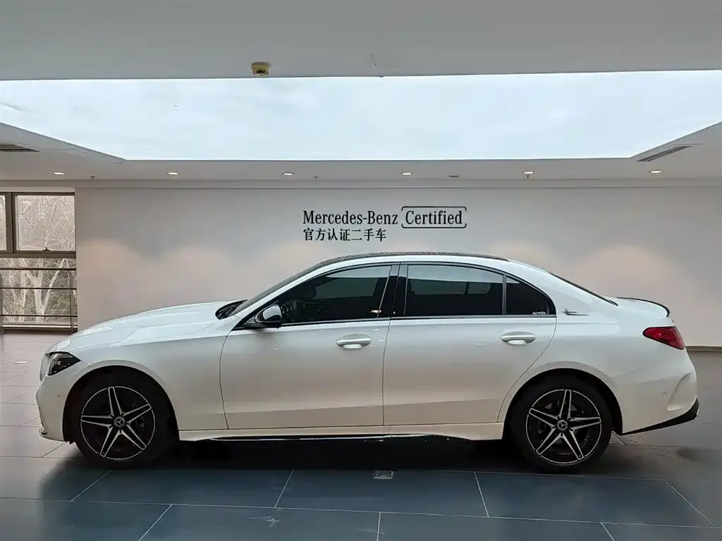 Mercedes-Benz C-Class 2025 из CN, фото 3