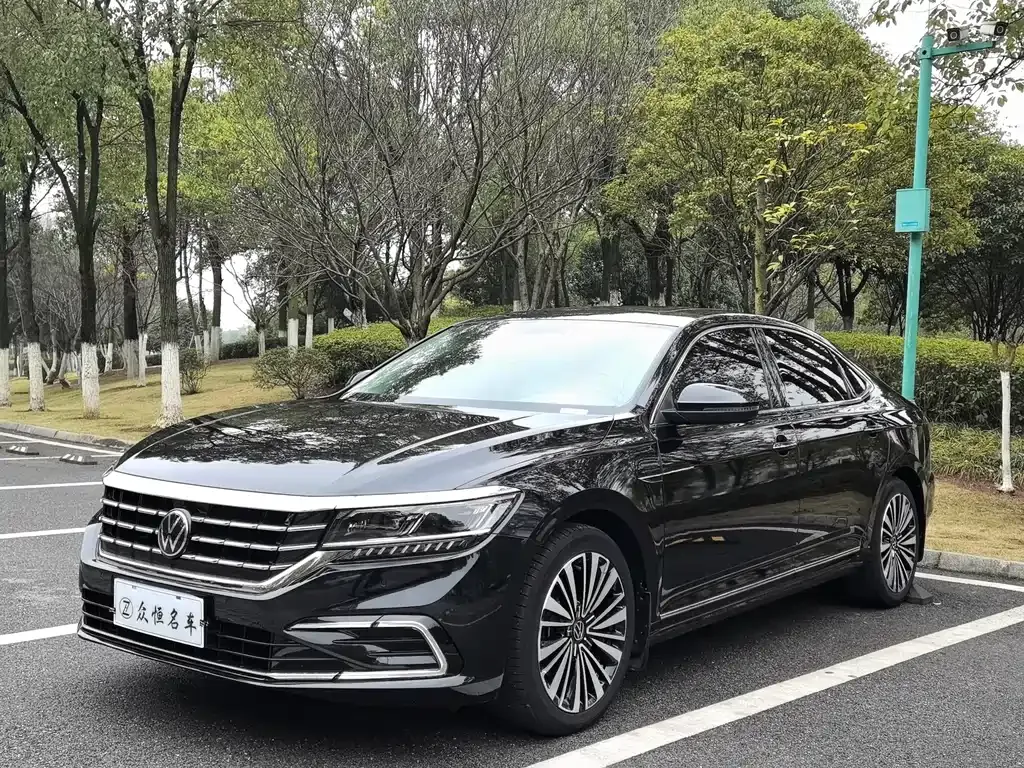 Volkswagen Passat 2021 из CN, фото 1