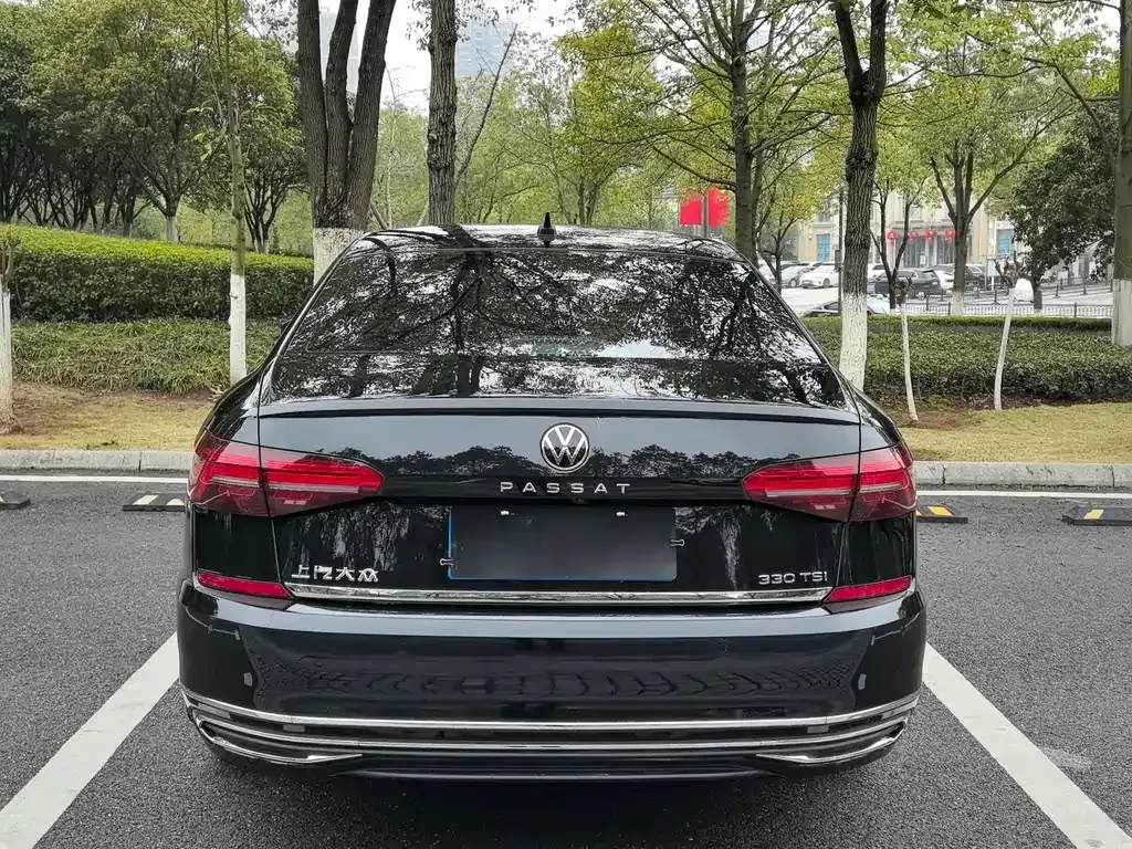 Volkswagen Passat 2021 из CN, фото 9