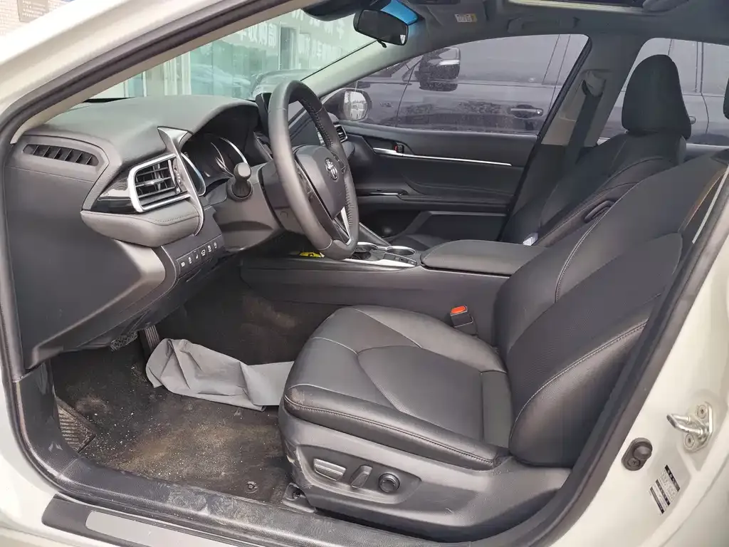 Toyota Camry 2022 из CN, фото 3
