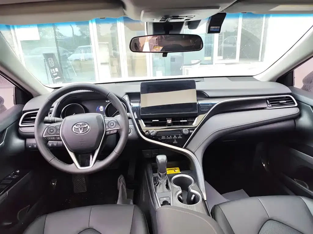 Toyota Camry 2022 из CN, фото 4