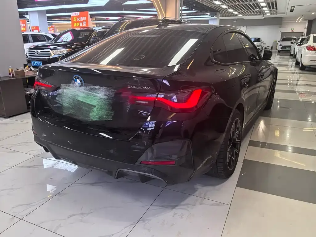 BMW i4 2023 из CN, фото 5