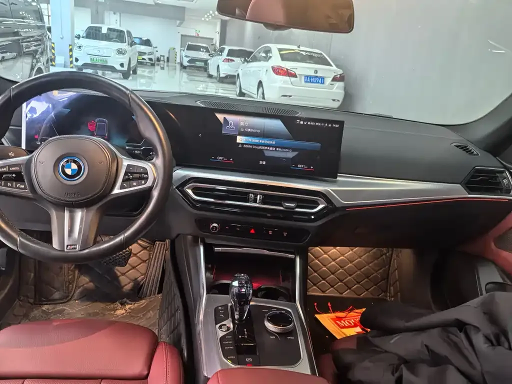 BMW i4 2023 из CN, фото 3