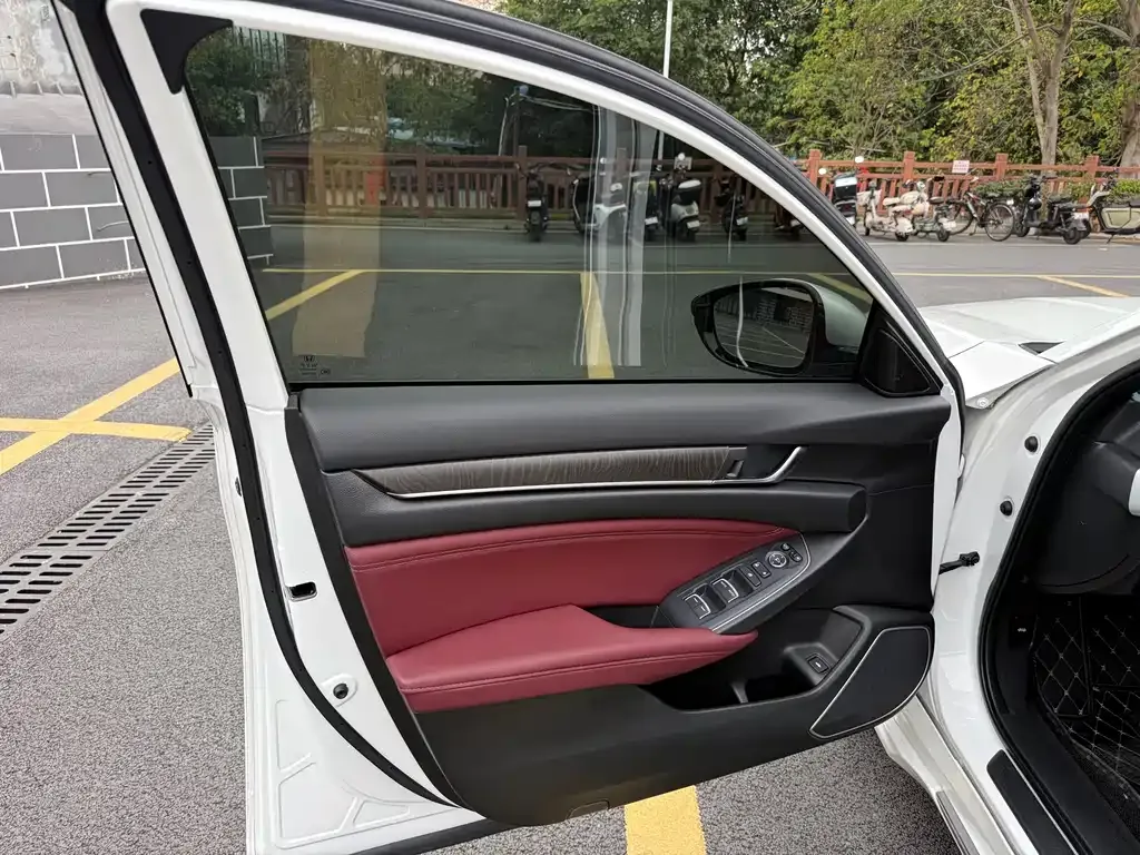 Honda Inspire 2022 из CN, фото 7