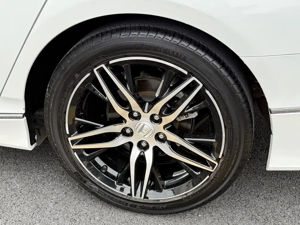 Honda Inspire 2022 из CN, фото 2