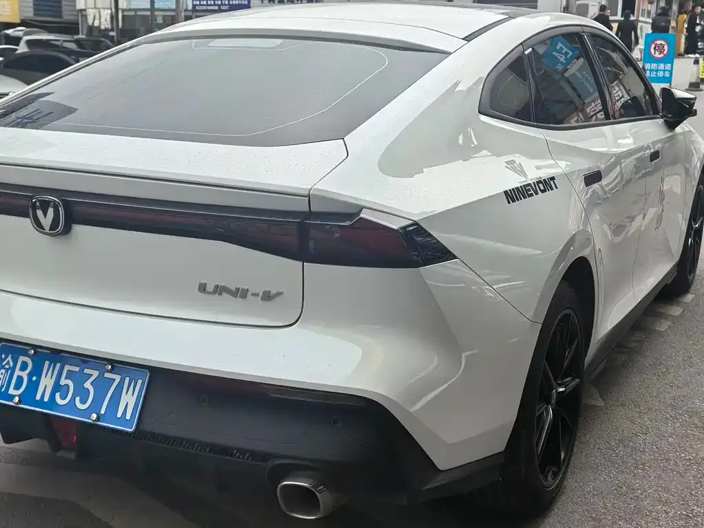 Changan UNI-V 2024 из CN, фото 7