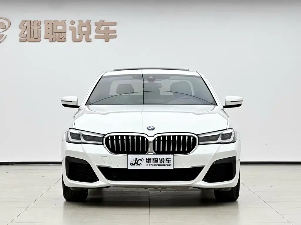 BMW 5 Series — фото 2