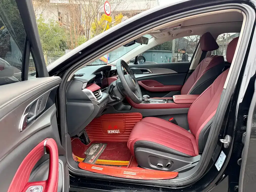 Hongqi H5 2024 из CN, фото 3