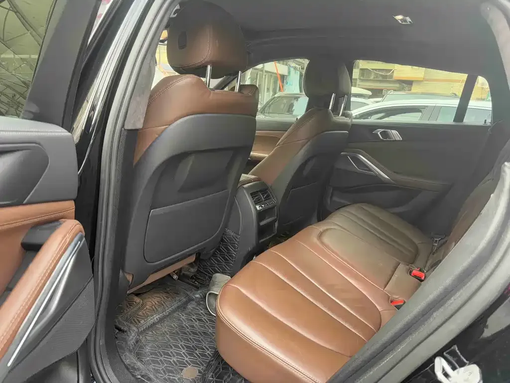 BMW X6 2021 из CN, фото 8