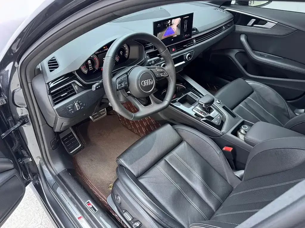 Audi A4L 2024 из CN, фото 8
