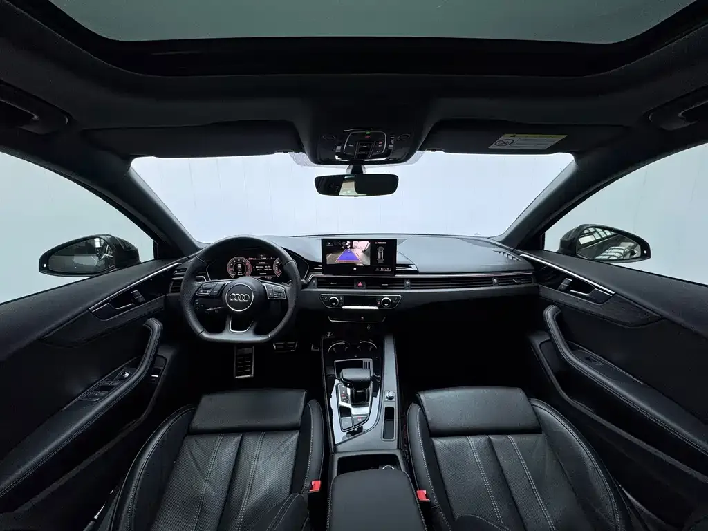 Audi A4L 2024 из CN, фото 5